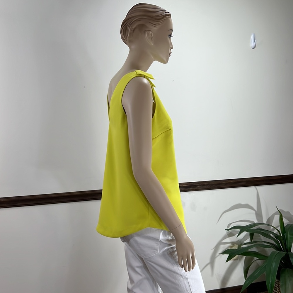 Banana Republic chartreuse (yellow) sleeveless top. - Picture 2 of 4